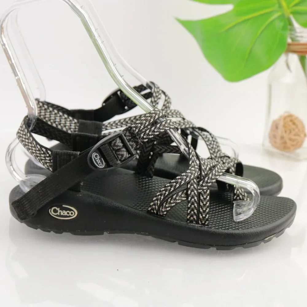 Chaco Womes ZX/2 Sandal Size 9 Black Strappy Toe Loop Adjustable Hike Trail Shoe